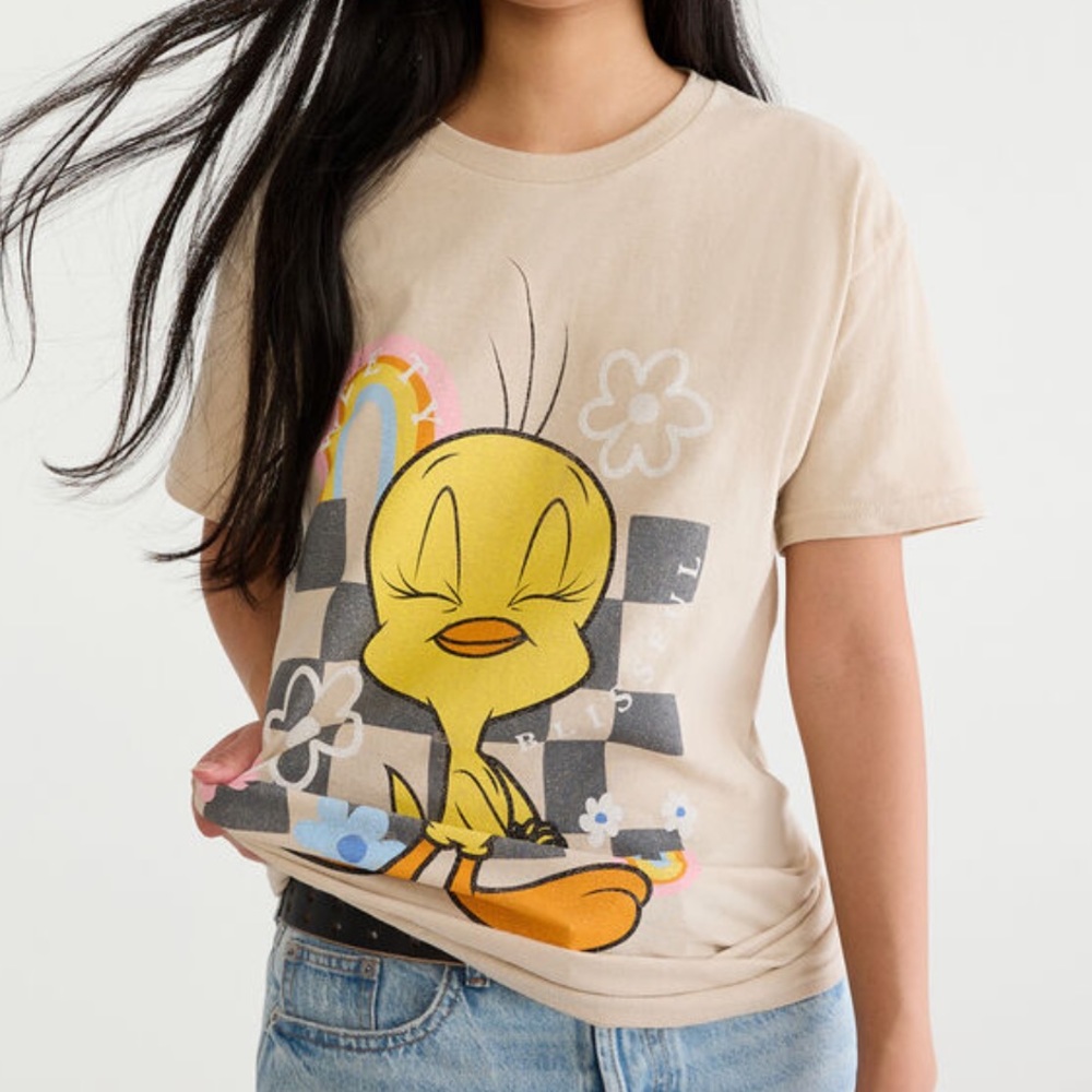 Tweety Bird Boyfriend Graphic Tee